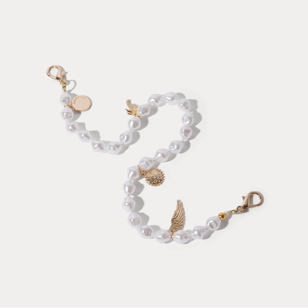 ✨ Bandolier Selena Wristlet in Pearl/Gold ✨